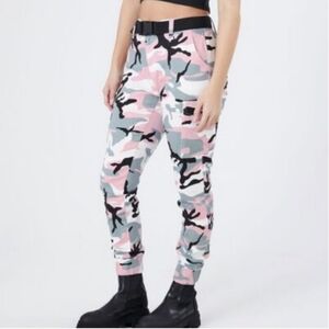 VIP Jeans | Pink Camouflage Pants, sz 7, 26” inseam